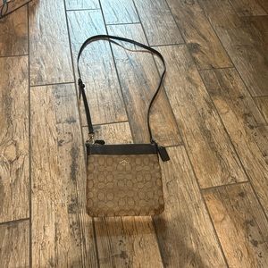 Coach Signature Jacquard Messenger